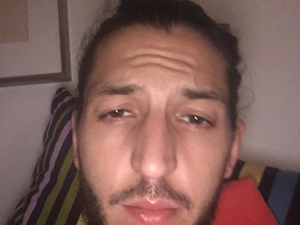 rastaman222's Offline Chat Room
