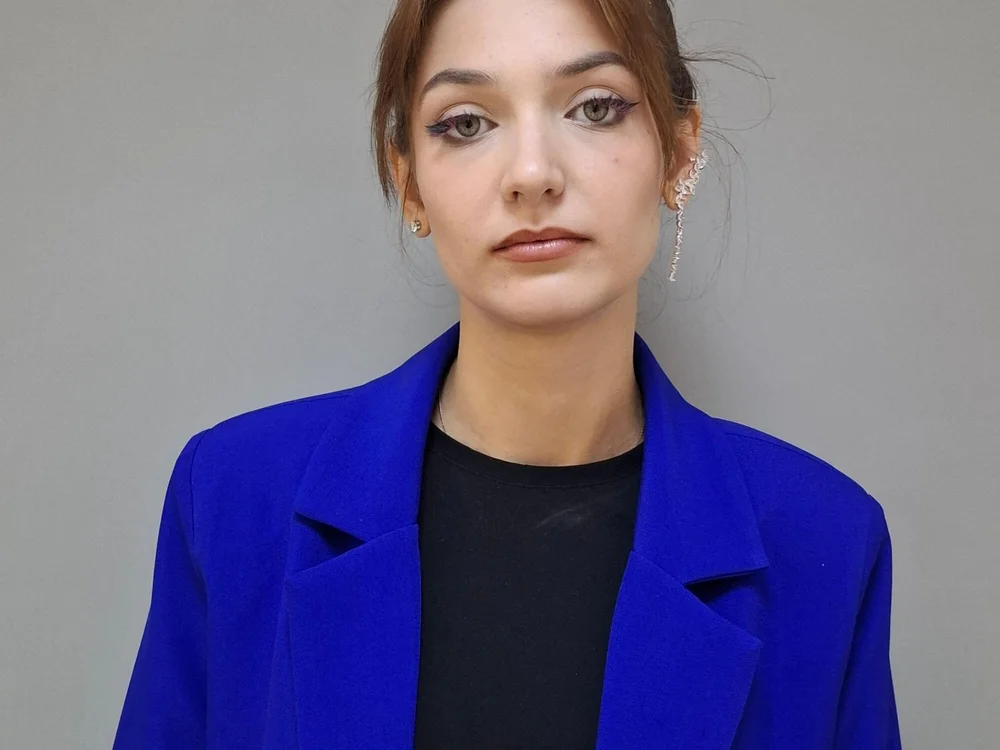 IvetteSandlan's Offline Chat Room