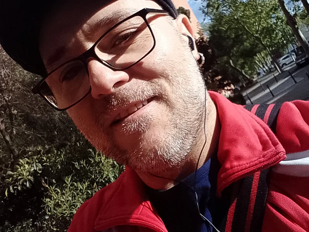 Isaac45mad Obrolan XXX Offline