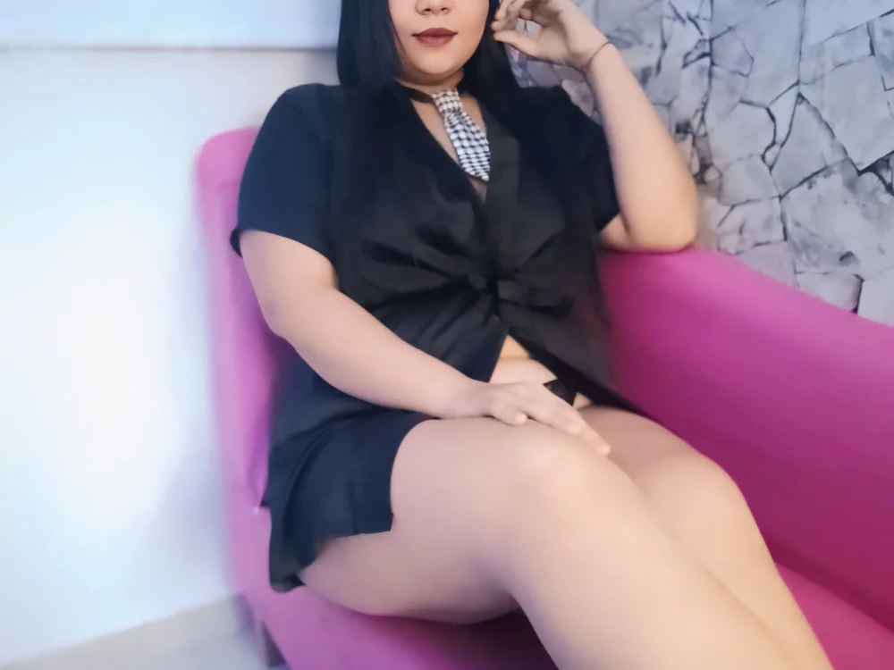 camila_rivas' Offline XXX Chat
