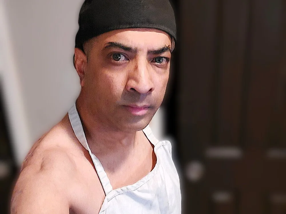 IndnFemBoy Offline XXX-Chat