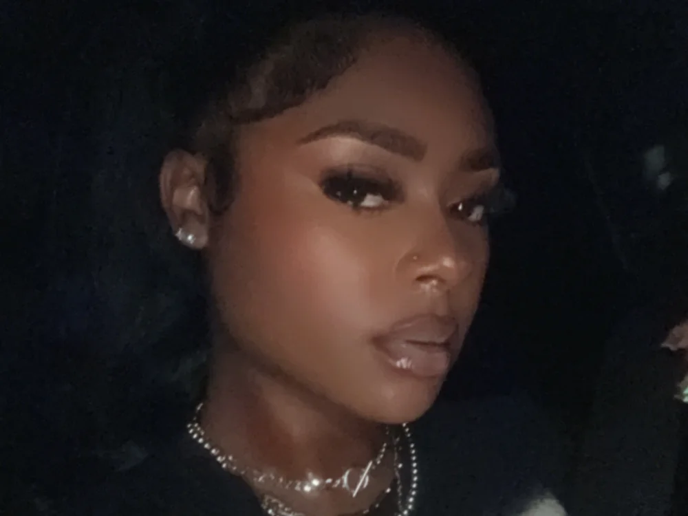 Noelle-XOX's Offline XXX Chat