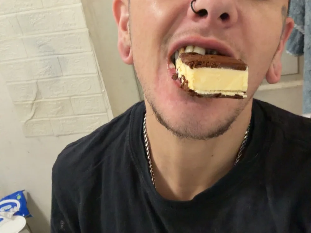 Chickencutlett offline XXX-chat