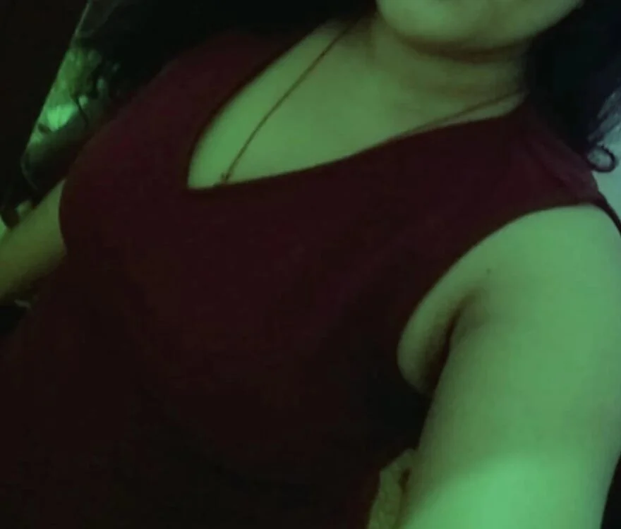 Tanu_8586's Offline XXX Chat