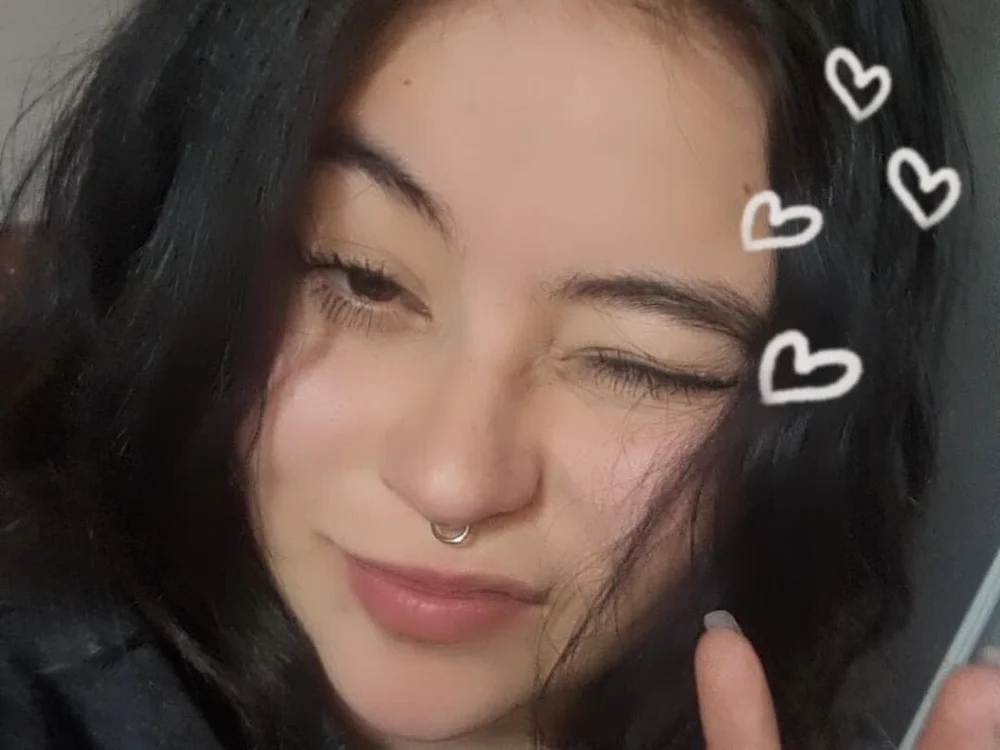 Roksanamuller offline chatrum