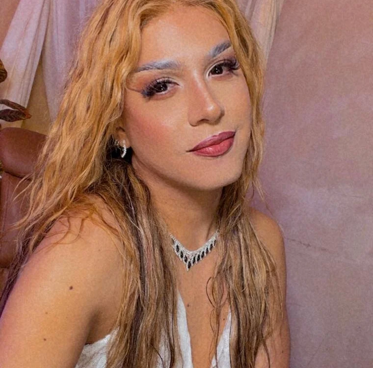 emma_dragon live XXX chat