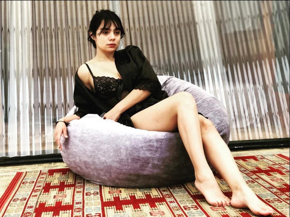 sofia_2020's Offline XXX Chat