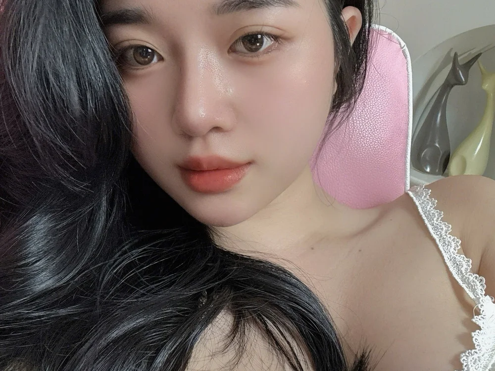 Happy_girl99 Chat XXX Ngoại tuyến