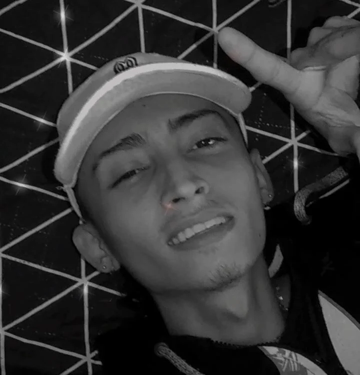 JAandres2020's Offline XXX Chat