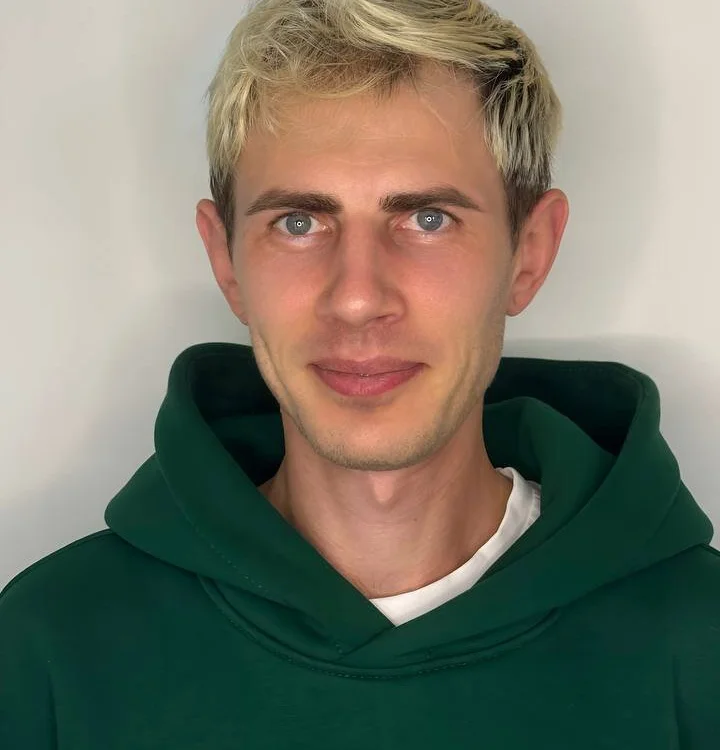 Vyntera's Offline Chat Room