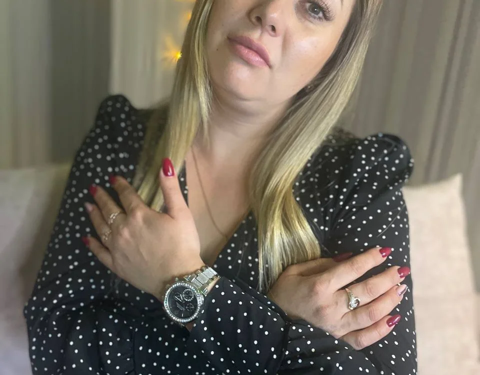 KarenBoobies Chat XXX offline