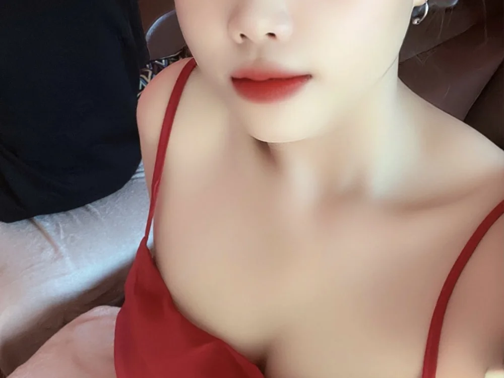 Sussan332's Offline XXX Chat