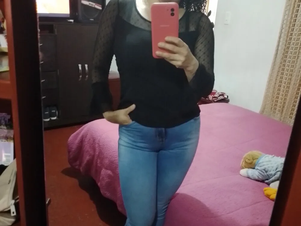 Adelgey-MichelのオフラインXXXチャット