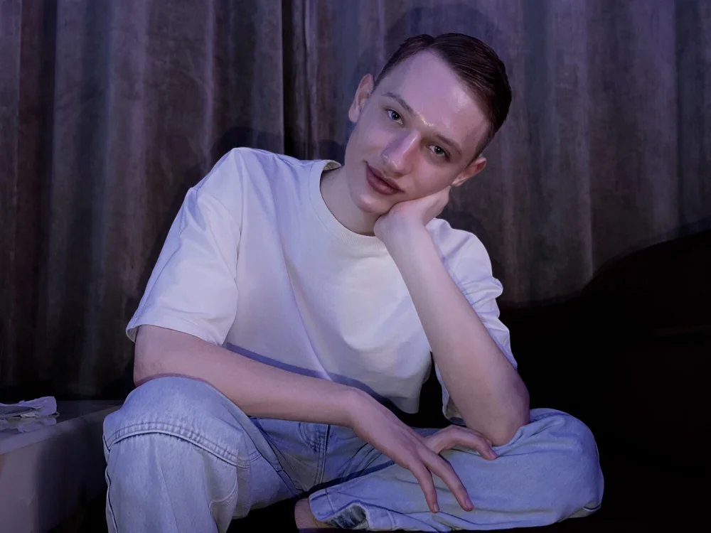 Avdeev86's Offline Chat Room