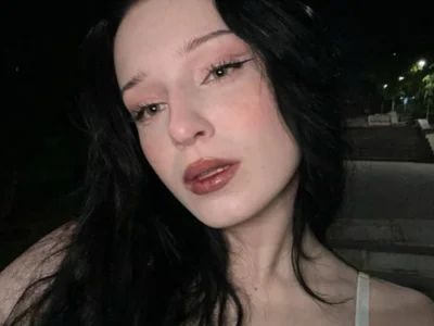 Hazzelhazy Female Petite Free Webcam Nude