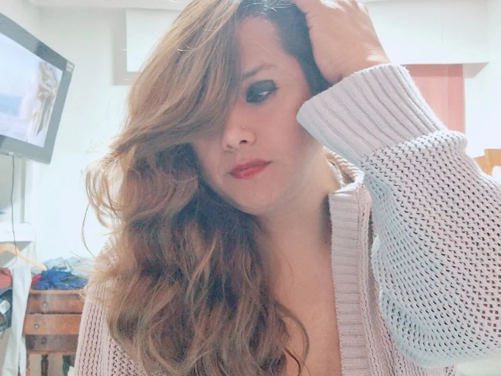 DayannAlexa's Offline Chat Room