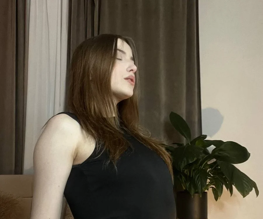 Stella_Meowx's Offline XXX Chat