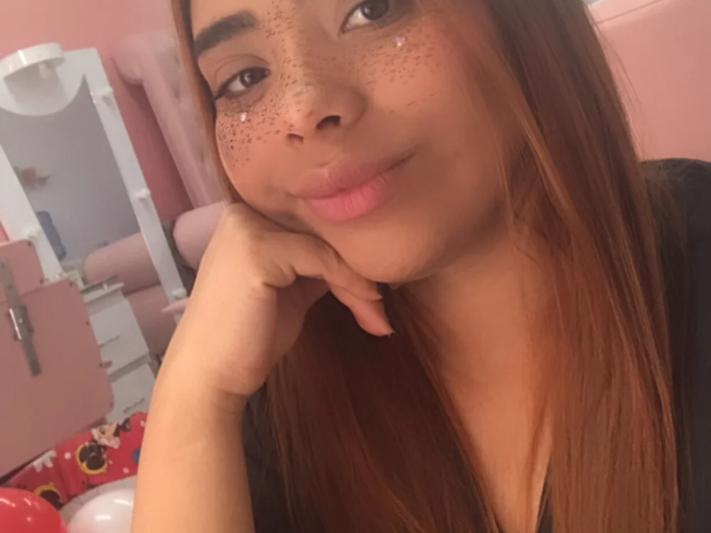 Nathalia_Gomez's Offline XXX Chat