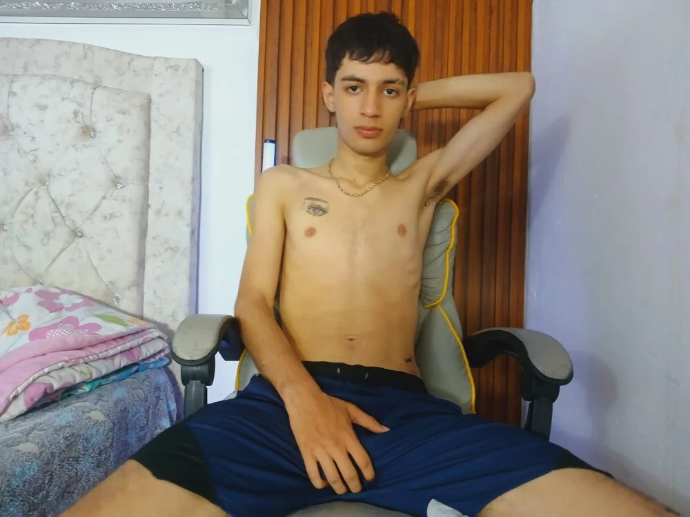 wex_077 offline XXX-chat