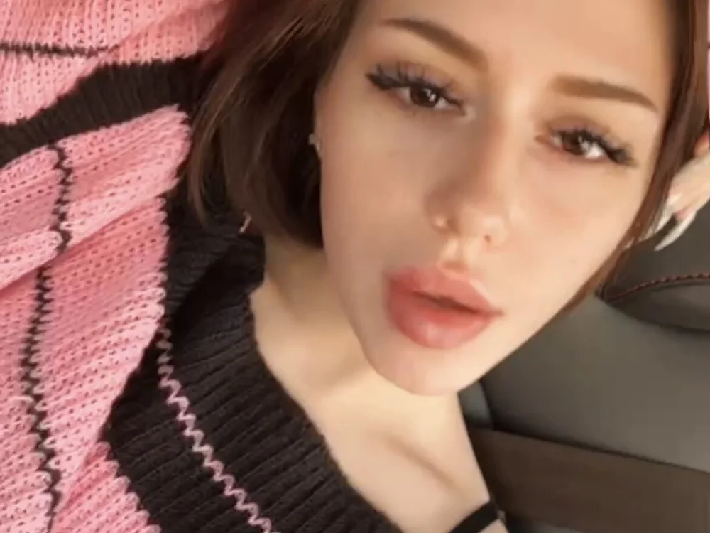 AraiKimiko Offline XXX-Chat