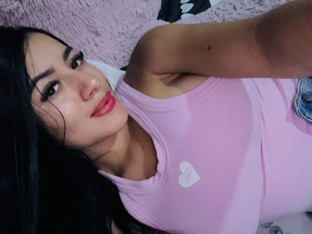 celestevelvett's Offline XXX Chat