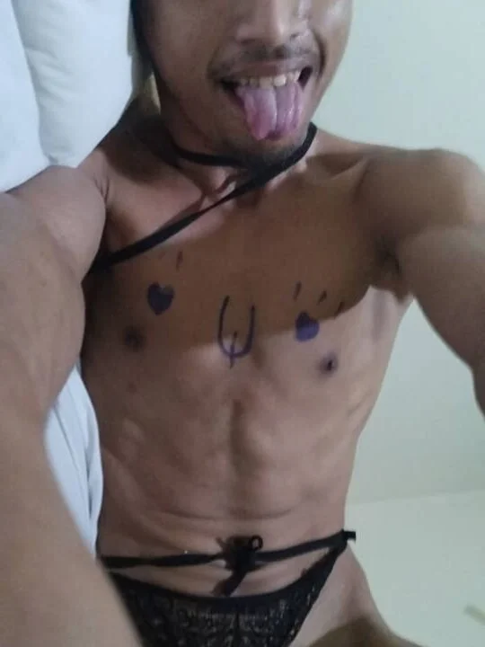 nazirul363108 Adlı Modelin Çevrimdışı XXX Sohbeti