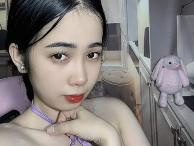 LINAA-KUTE on StripChat