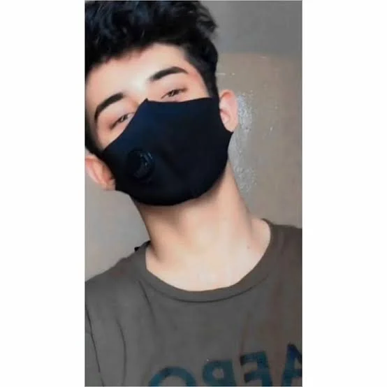 dark_boy1's Offline Chat Room