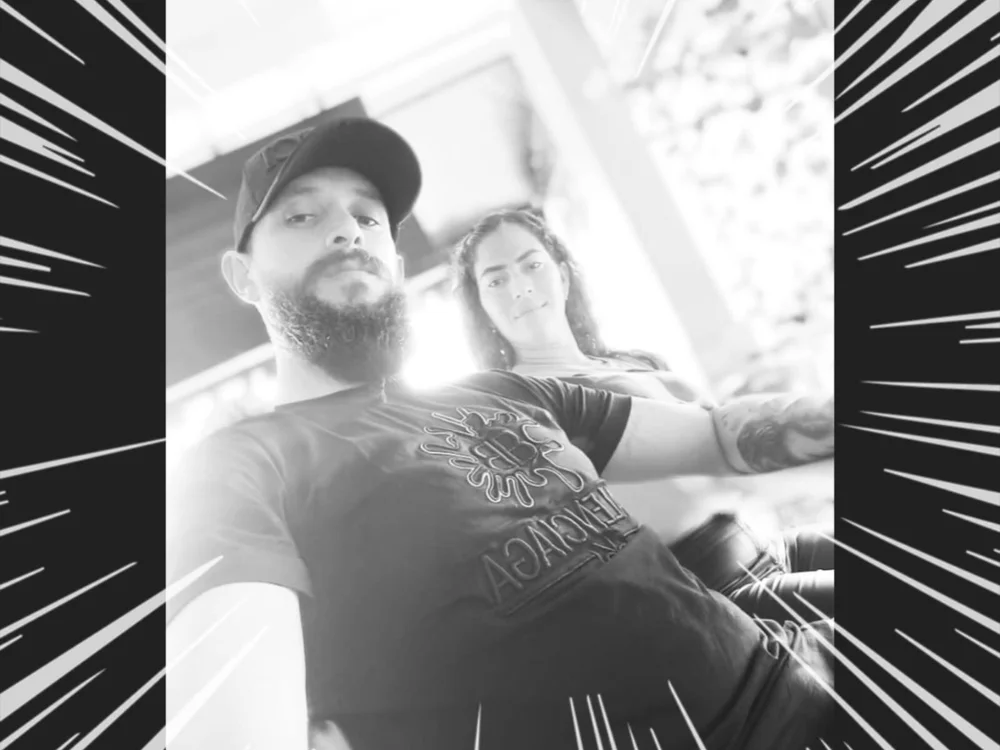 Andrea_Scott's Offline Chat Room
