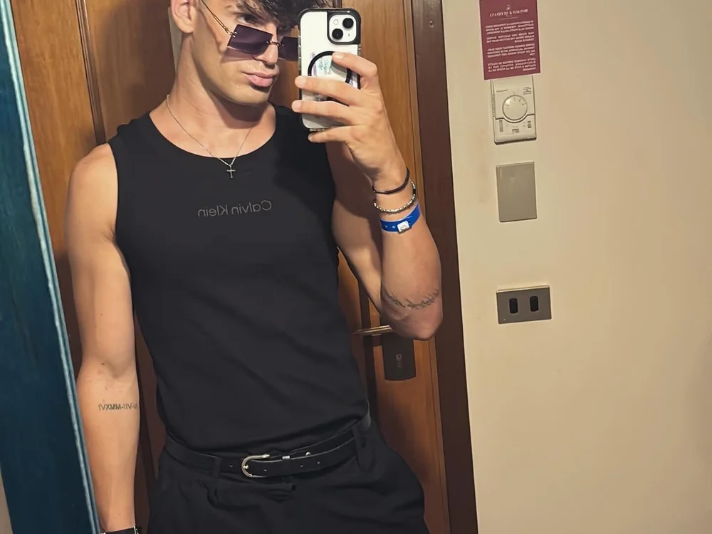 jTommy22 offline chatrum