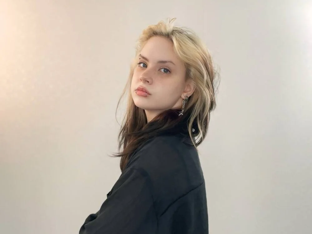 แชท XXX ออฟไลน์ของ JaymeShimer