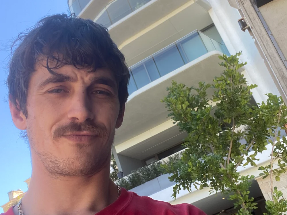 EnablingTomato Chat XXX offline