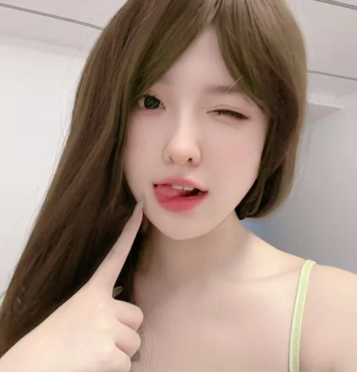 -caicai Chat XXX Ngoại tuyến