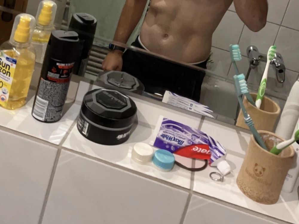 nils9700 অফলাইন XXX চ্যাট