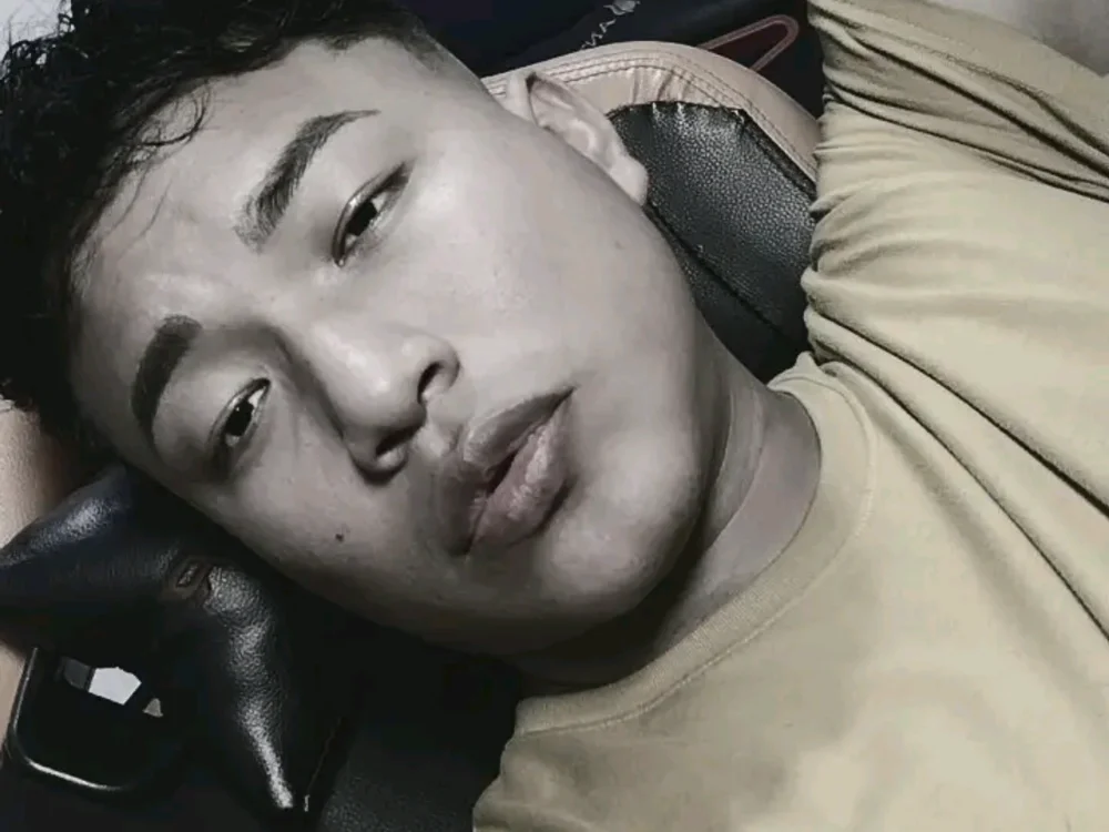 PiteousComplex's Offline Chat Room