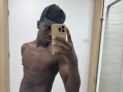 BlackAxel23cm - Boy 