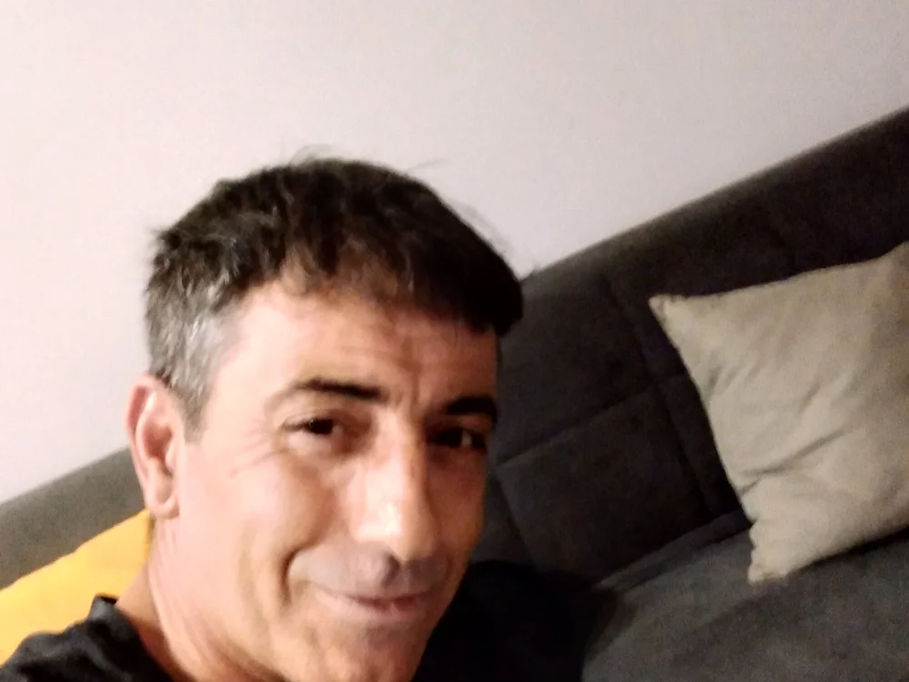 חדר צ'אט לא מקוון של Pedroaazz09