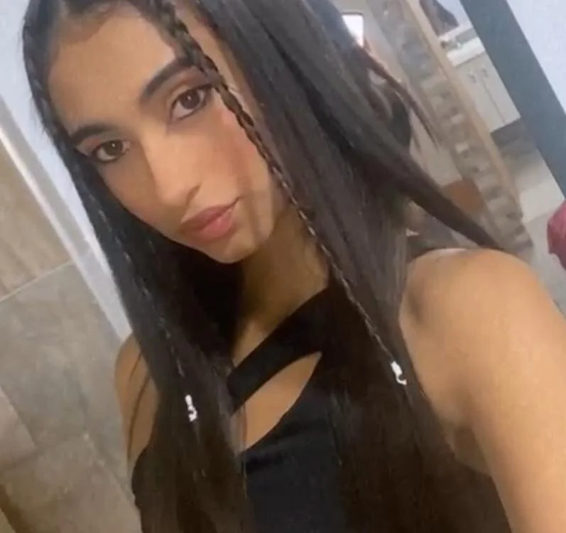 Anahi_Smith's Offline XXX Chat