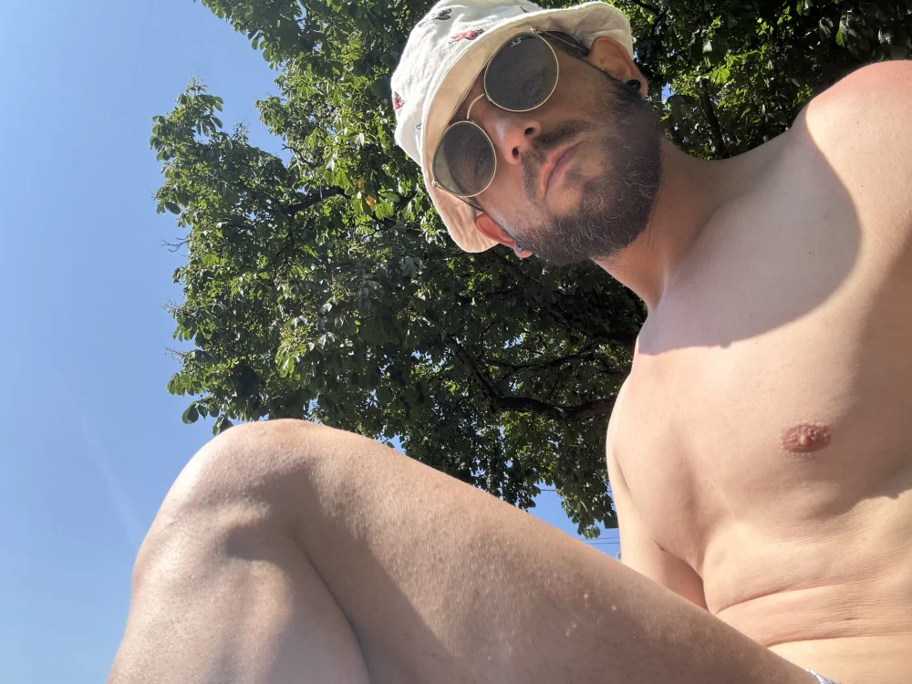 SillywillieBB888 offline chatrum