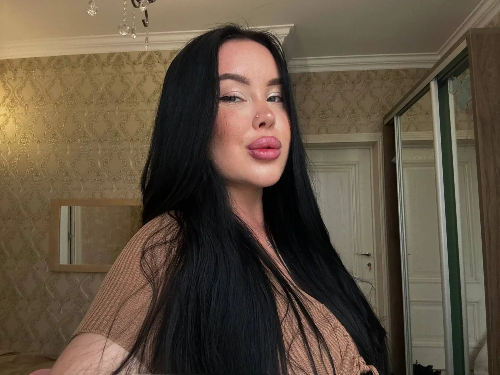 Ellunen Offline XXX chat
