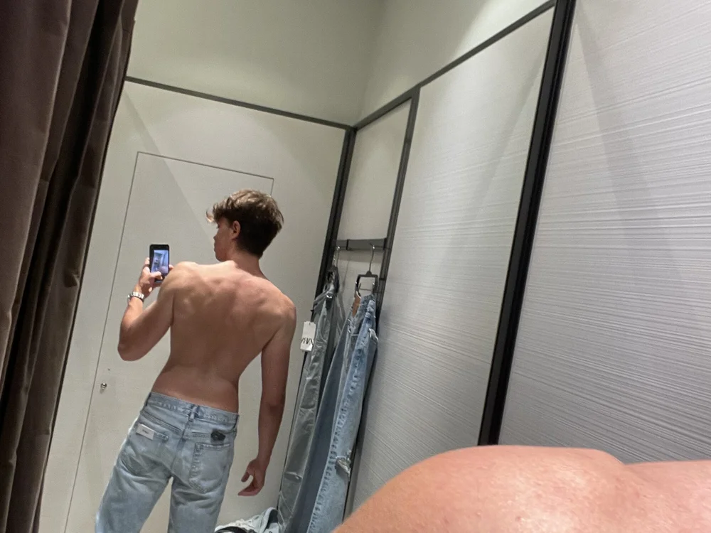 cexlax Chat XXX offline