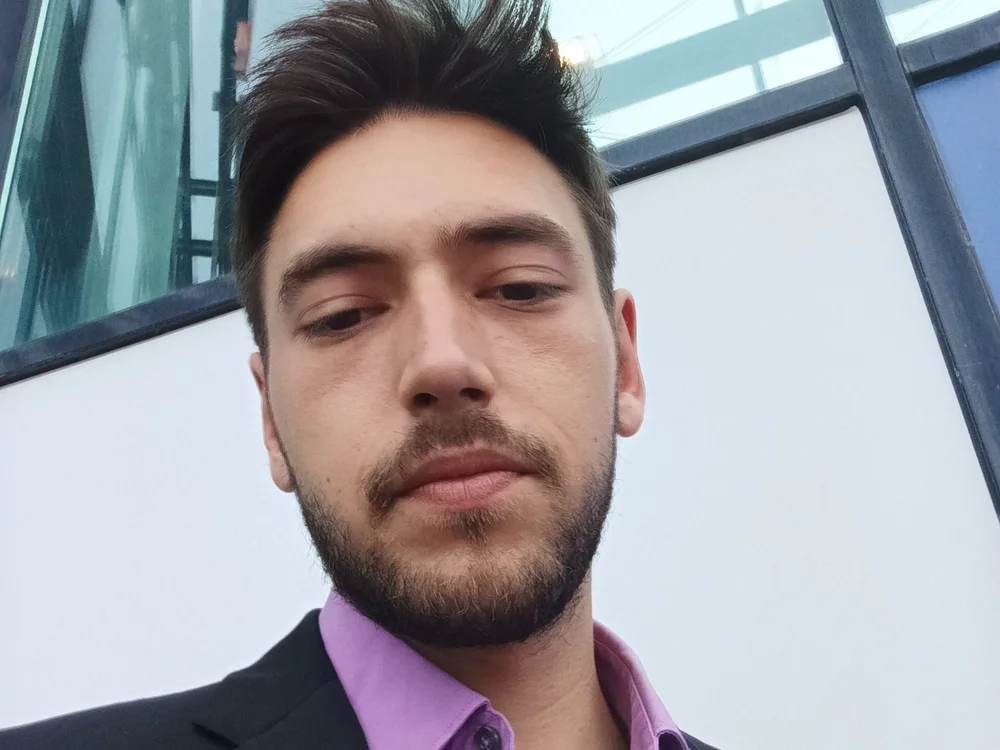 jack_fr_'s Offline Chat Room