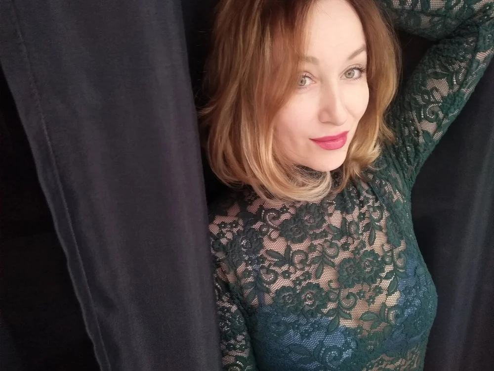 LindaGr's Offline Chat Room