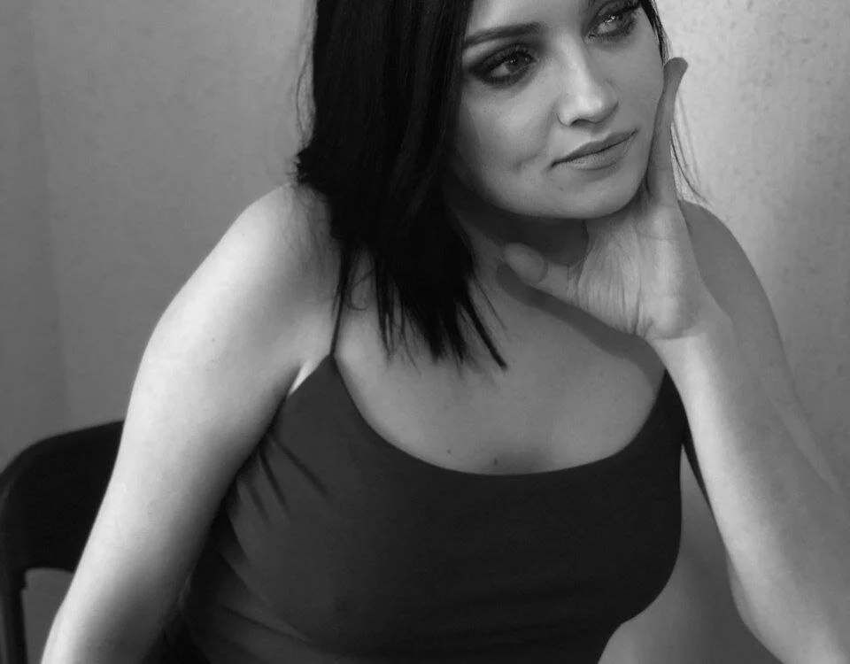 DesireEva's Offline Chat Room