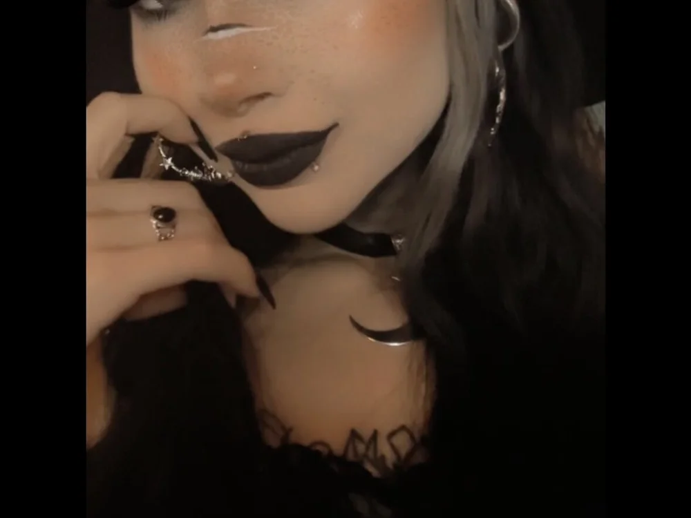 HeavenSins offline chatrum