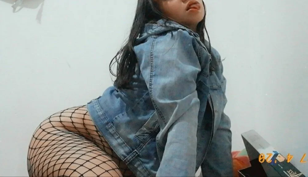 Sweetie_Alice offline chatrum