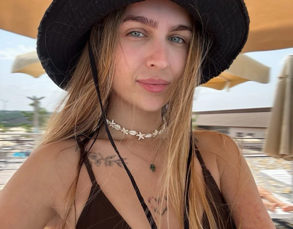 Kamila_icee's Offline XXX Chat