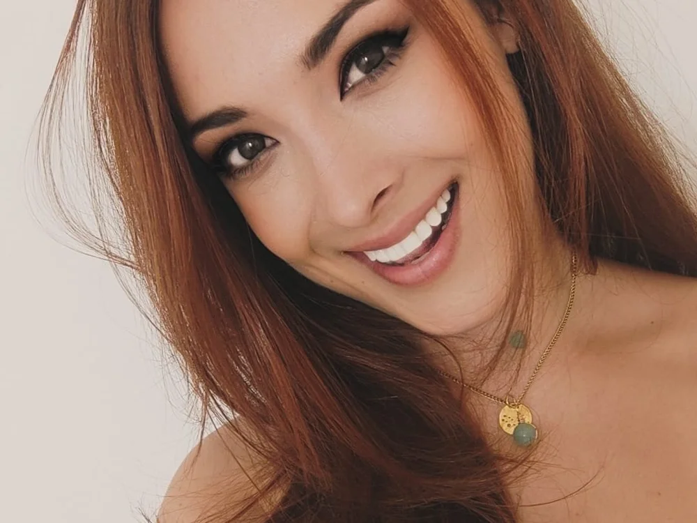 carlotasantos' Offline XXX Chat