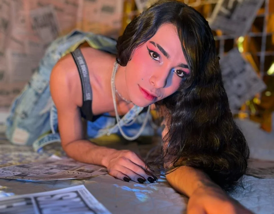 TiffValentinee_ Chat XXX offline