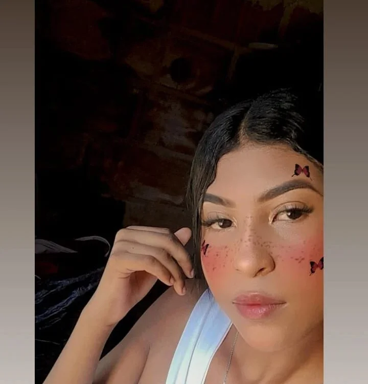 ห้องแชทออฟไลน์ของ sofia_lopezz10